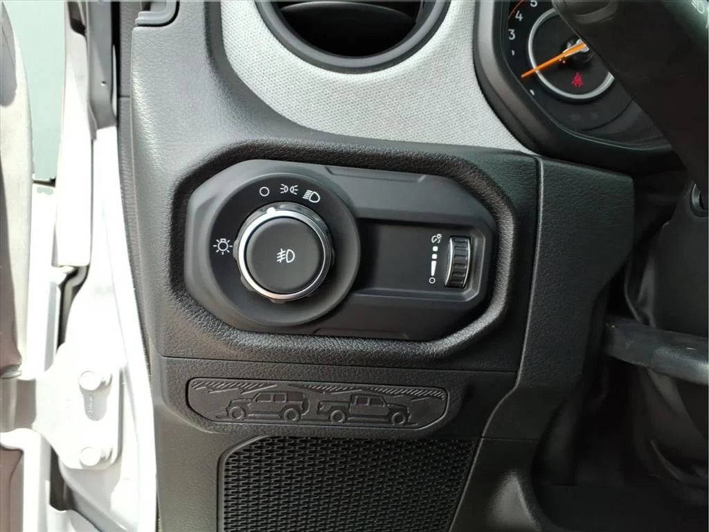 Used 2024 Silver Jeep Sport image 24