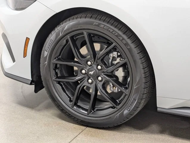 New 2026 Avalanche Gray Ford EcoBoost® Fastback image 28