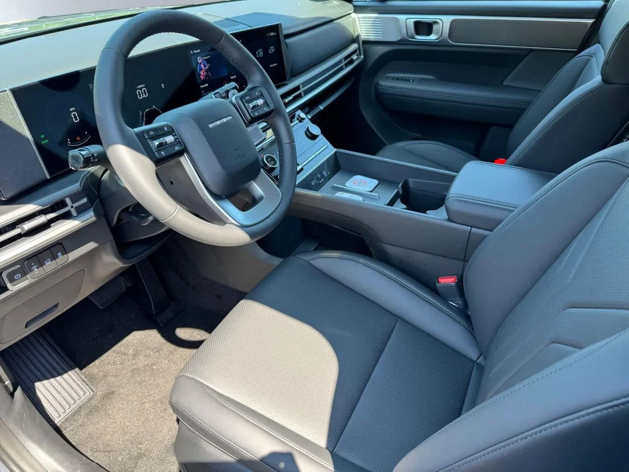 New 2026 Gray Hyundai SEL image 6