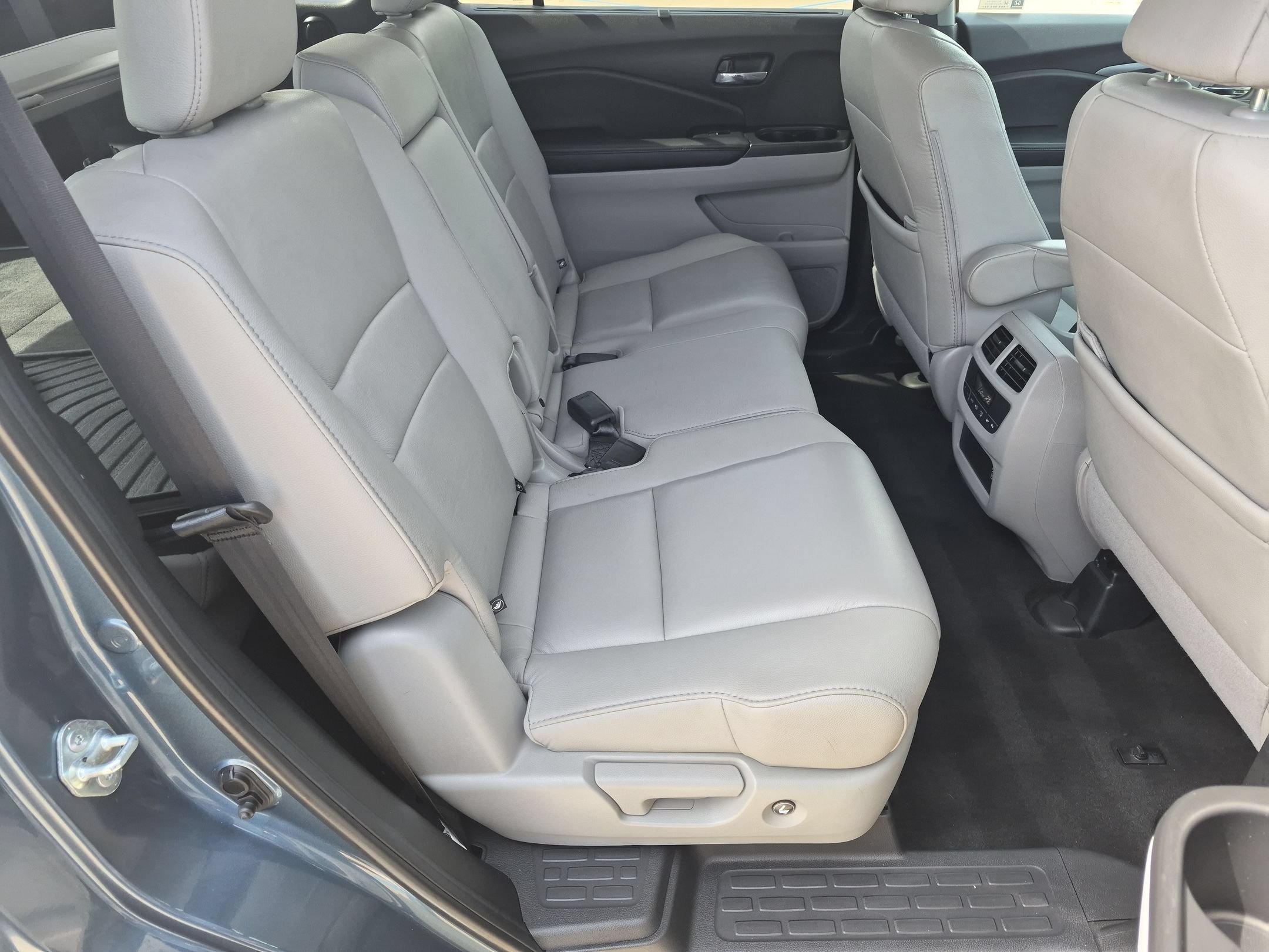 2021 Honda Pilot EX-L - Photo 31