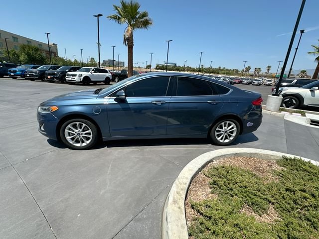 Used 2019 Blue Ford Titanium image 4