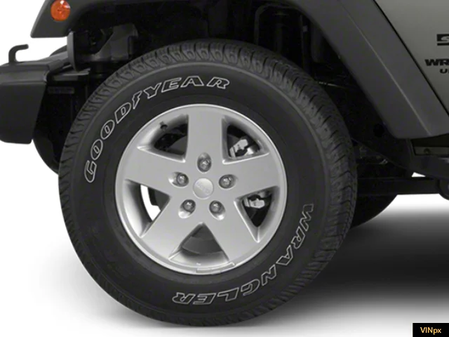 Used 2013 Dune Clear Coat Jeep Sahara image 9