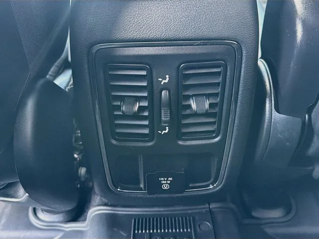 Used 2019 Gray Jeep Altitude image 27