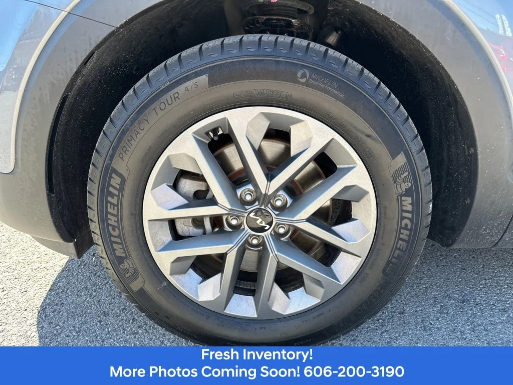 Used 2023 Silver Kia LX image 9