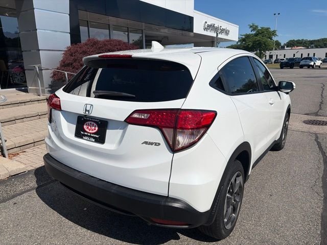 Used 2018 White Honda EX image 3