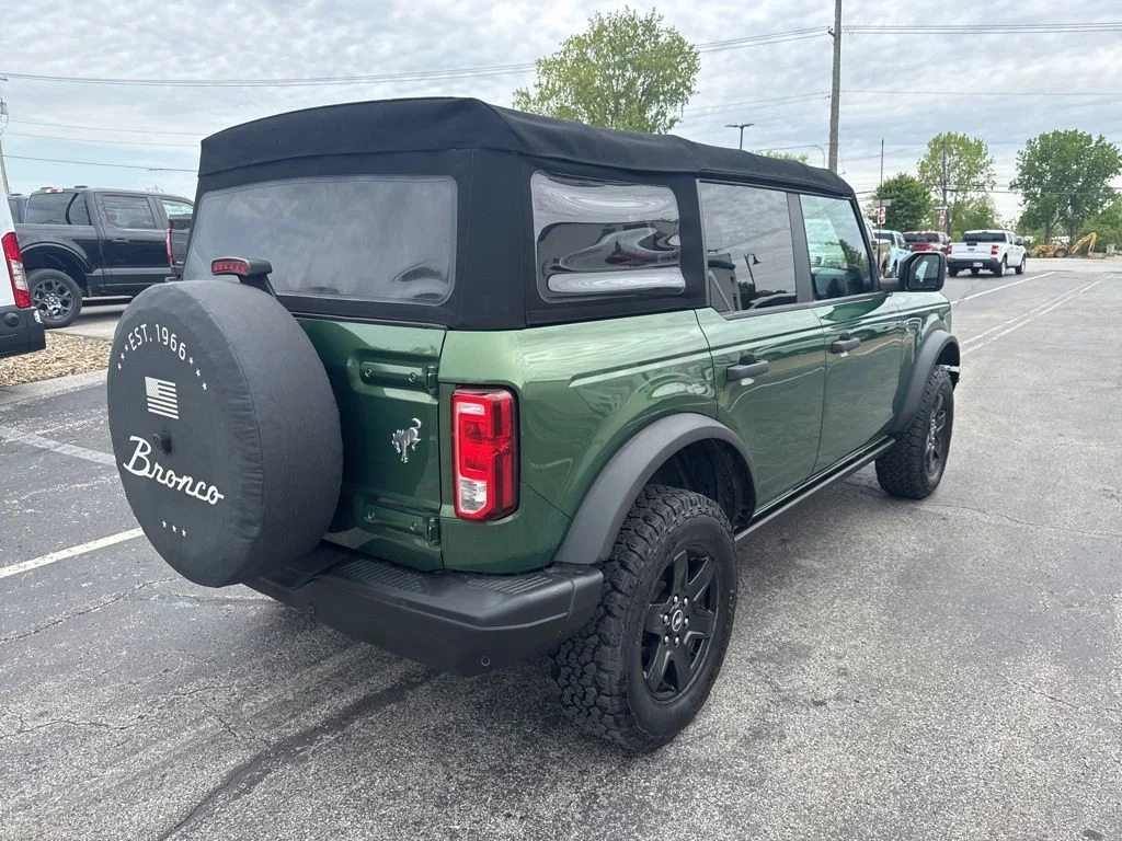 Certified Used 2022 Green Metallic Ford Black Diamond image 10