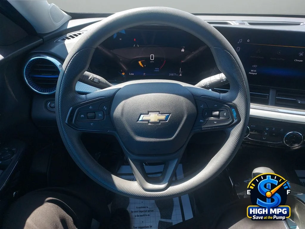 Used 2025 Gray Chevrolet LT image 10