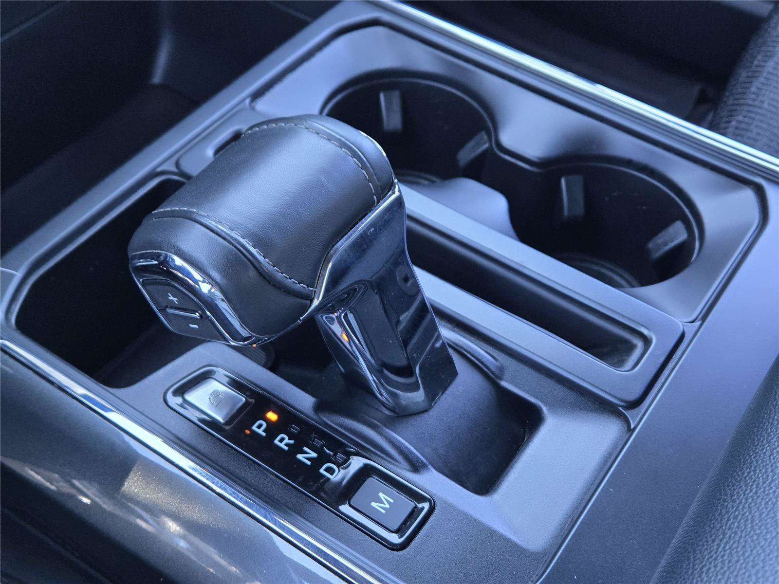 Used 2022 Gray Ford XLT image 29