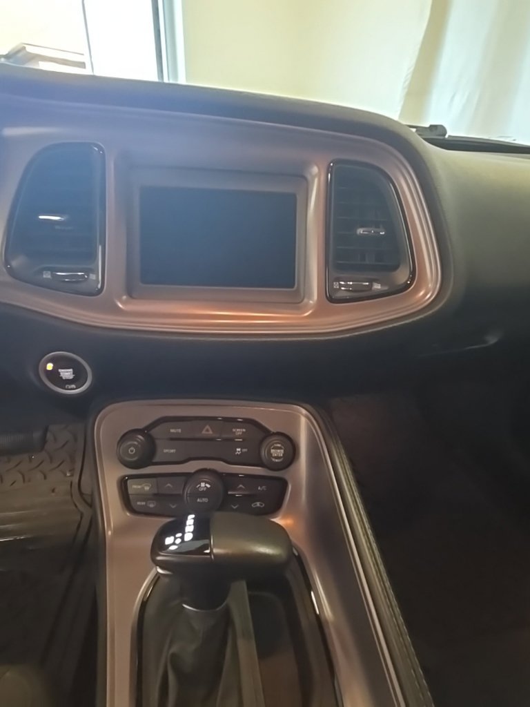 Used 2023 Granite Dodge SXT image 14