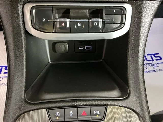 Certified Used 2023 Silver GMC SLT image 30