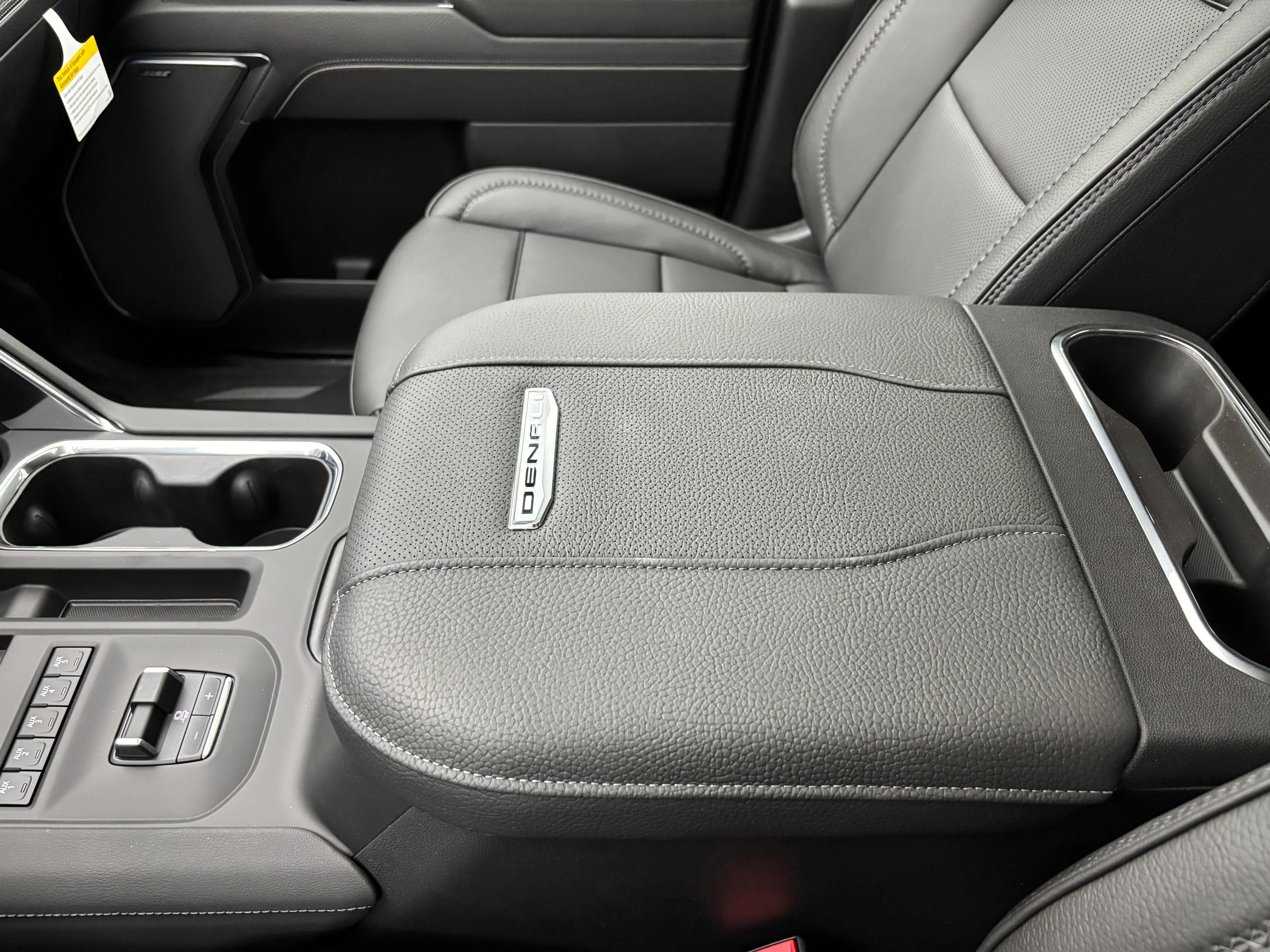 2026 GMC Sierra 3500HD Denali - Photo 36