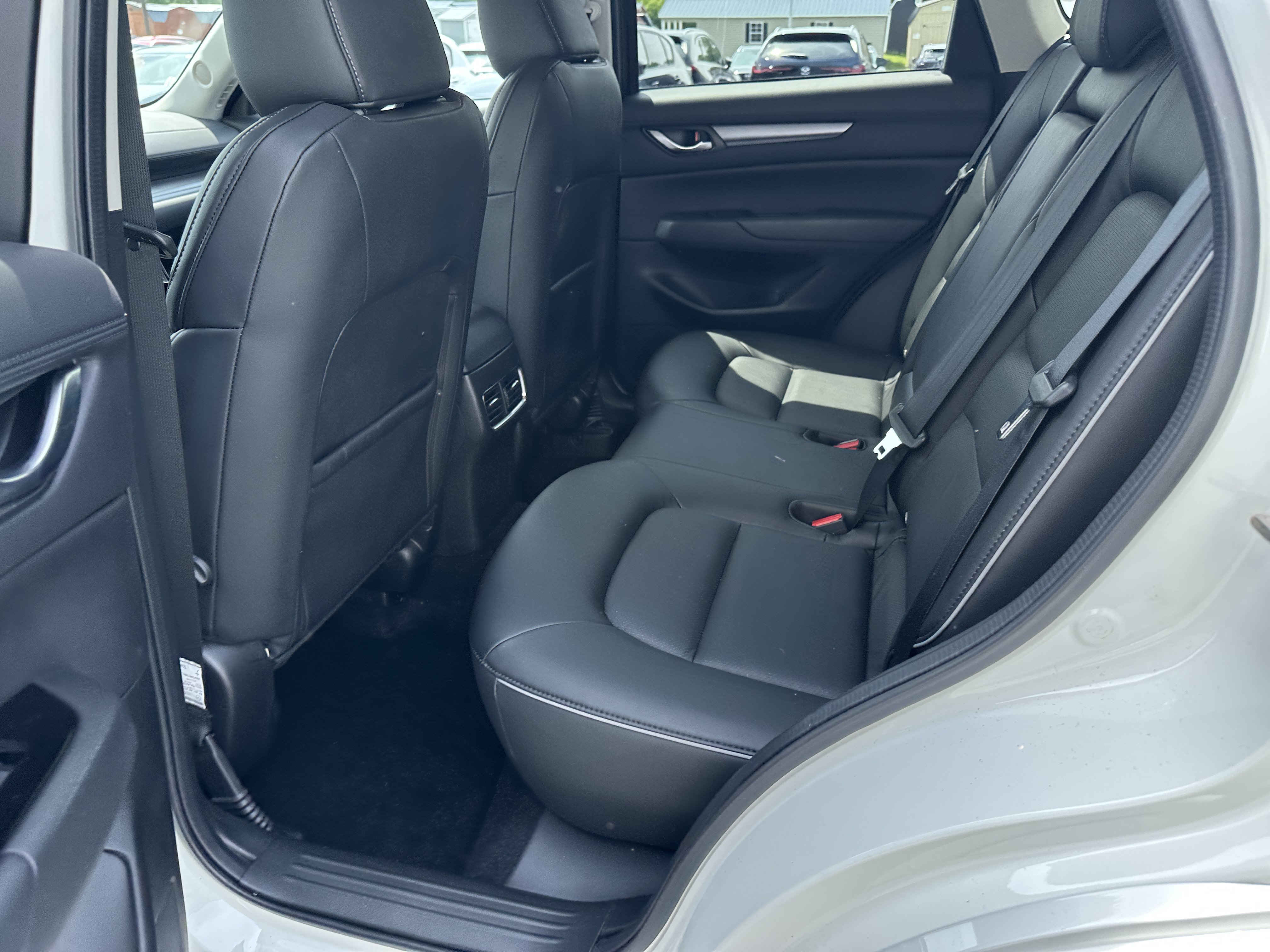 Used 2024 Rhodium White Metallic Mazda 2.5 S Select Package image 16