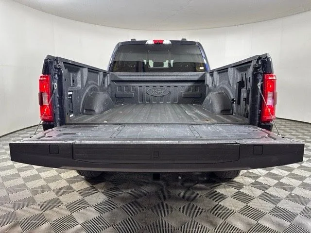 Certified Used 2021 Blue Metallic Ford XLT image 21
