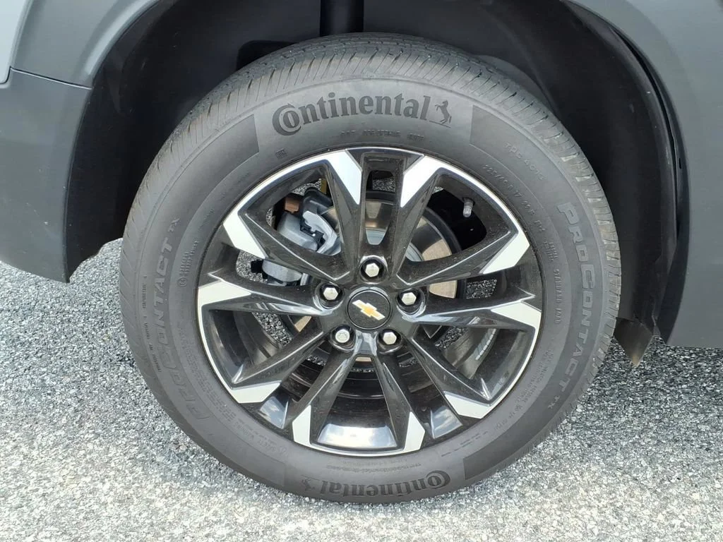 Used 2023 Sterling Gray Metallic Chevrolet LT image 29