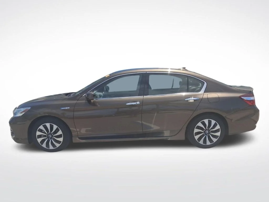 Used 2017 Brown Honda Touring image 10