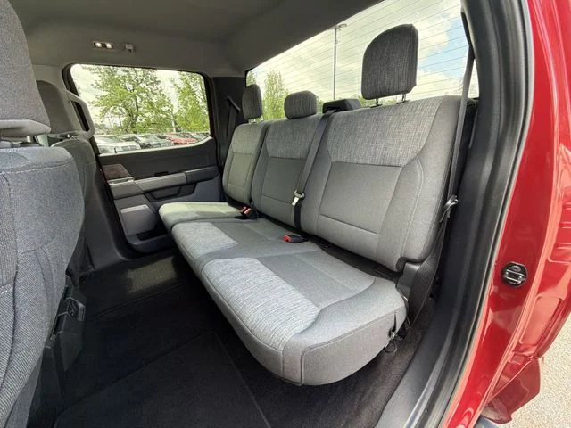 Used 2021 Red Ford XLT image 23