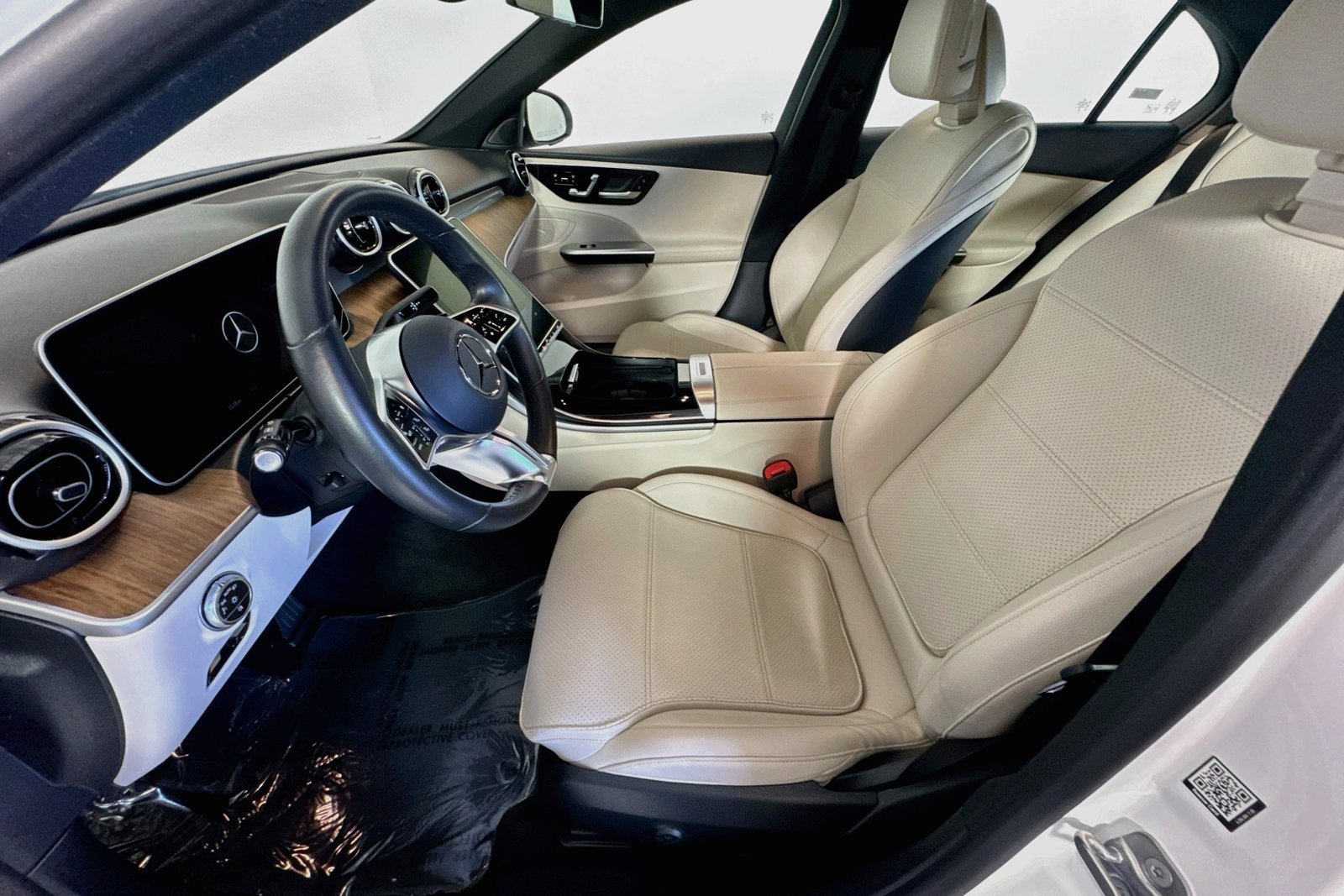 Certified Used 2024 Polar White Mercedes-Benz C 300 image 19
