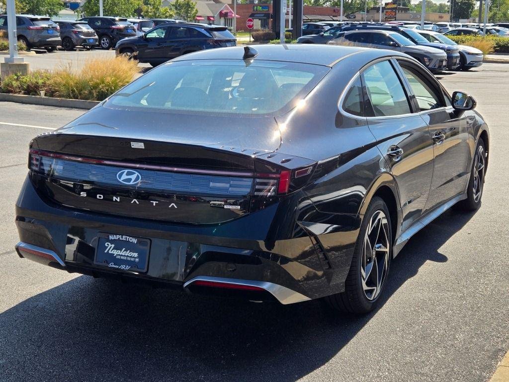 New 2026 Abyss Black Hyundai SEL Sport image 10
