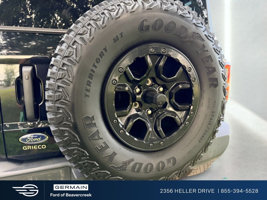Used 2023 Shadow Black Ford Wildtrak image 12
