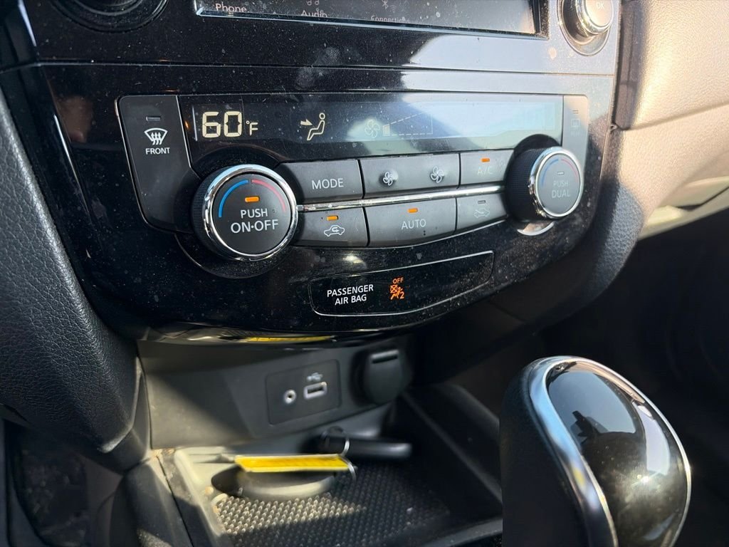 Used 2019 Pearl White Nissan SV image 22