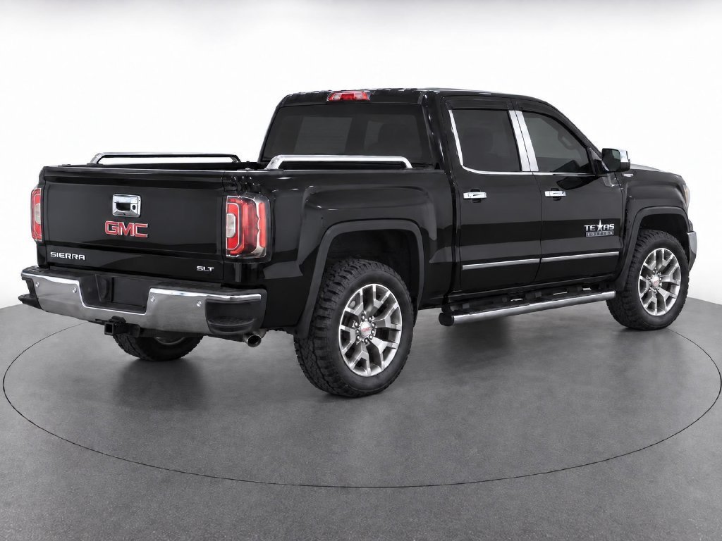 Used 2018 Black GMC SLT image 3