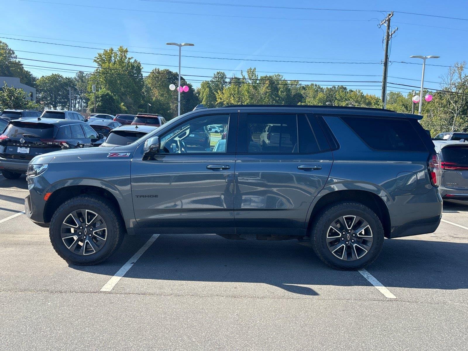 Used 2021 Shadow Gray Metallic Chevrolet Z71 image 2