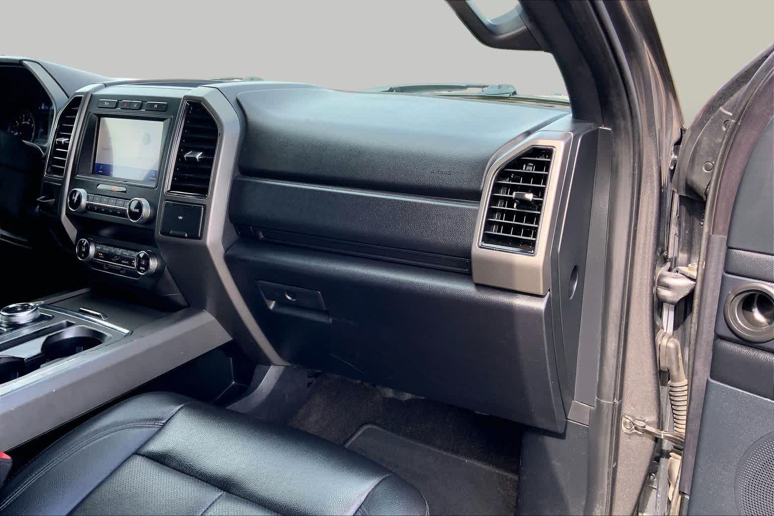 Used 2020 Magnetic Metallic Ford XLT image 17