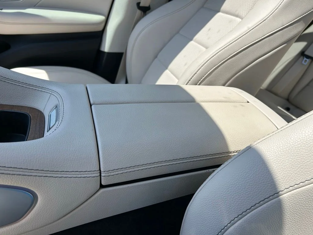 Certified Used 2024 Polar White Mercedes-Benz GLE 450 image 38