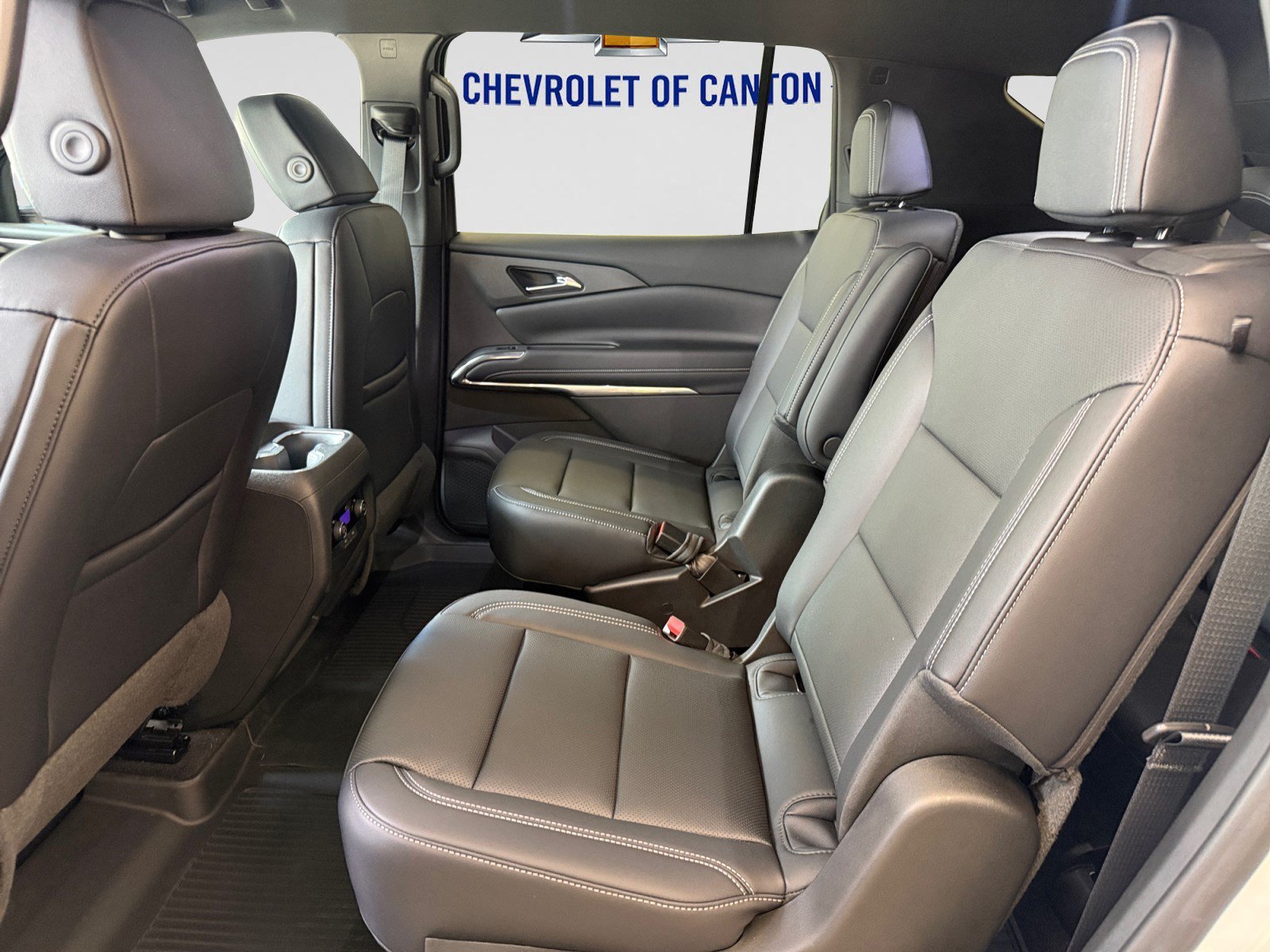 2027 Chevrolet Traverse LT - Photo 19