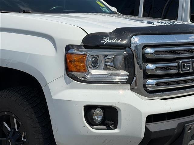 Used 2016 Summit White GMC 4WD SLE image 6