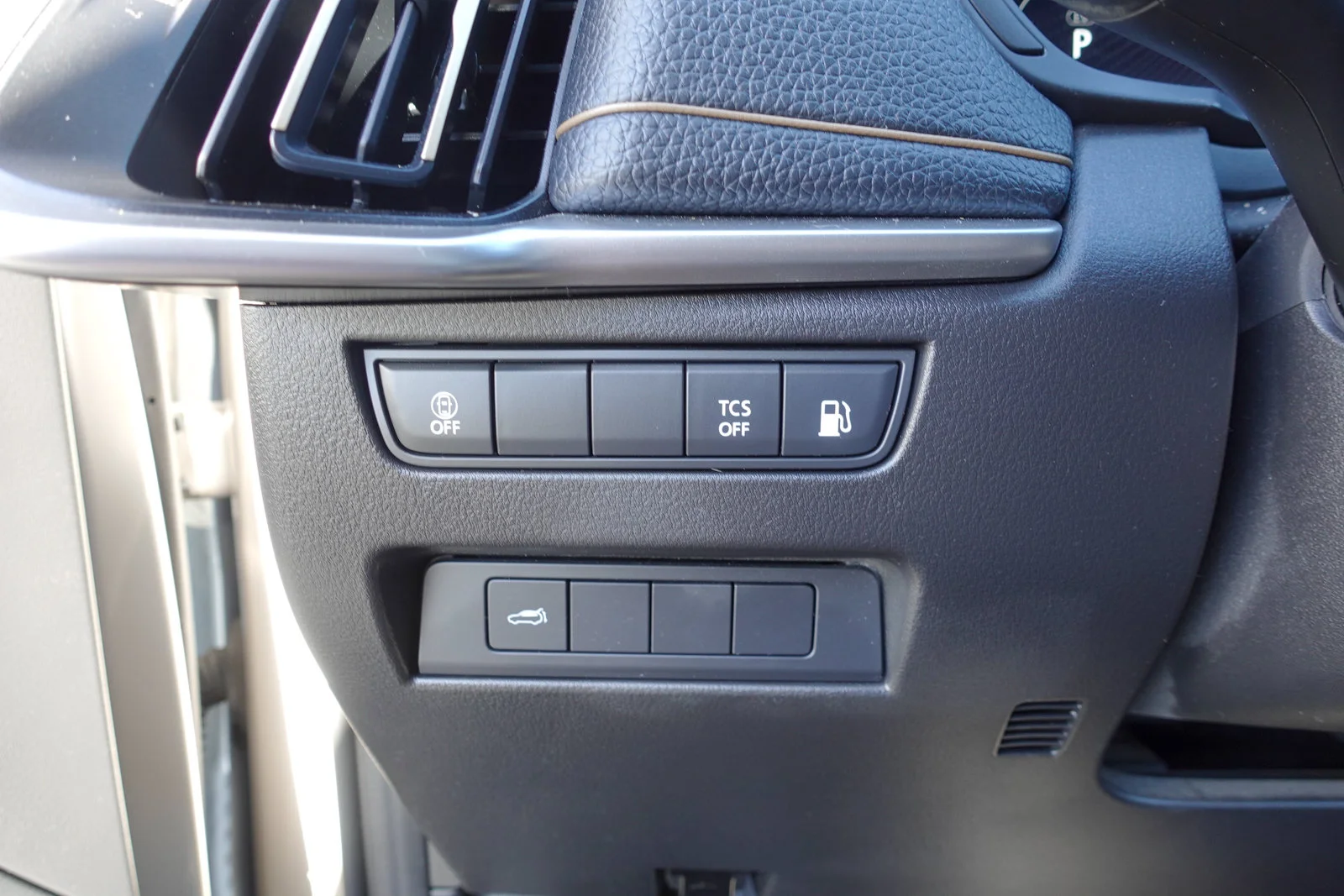 Certified Used 2024 Platinum Quartz Mazda Preferred image 18