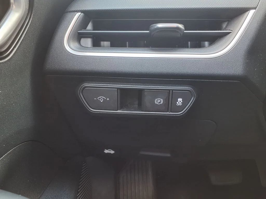 Used 2025 Blue Kia LXS image 29