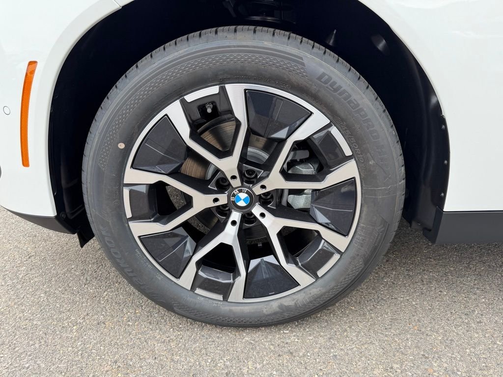 New 2026 Alpine White BMW 30 xDrive image 6