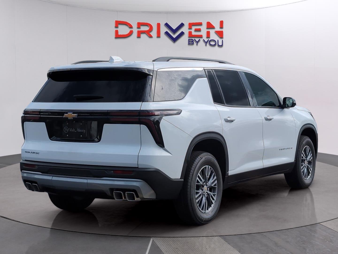 2026 Chevrolet Traverse LT - Photo 5