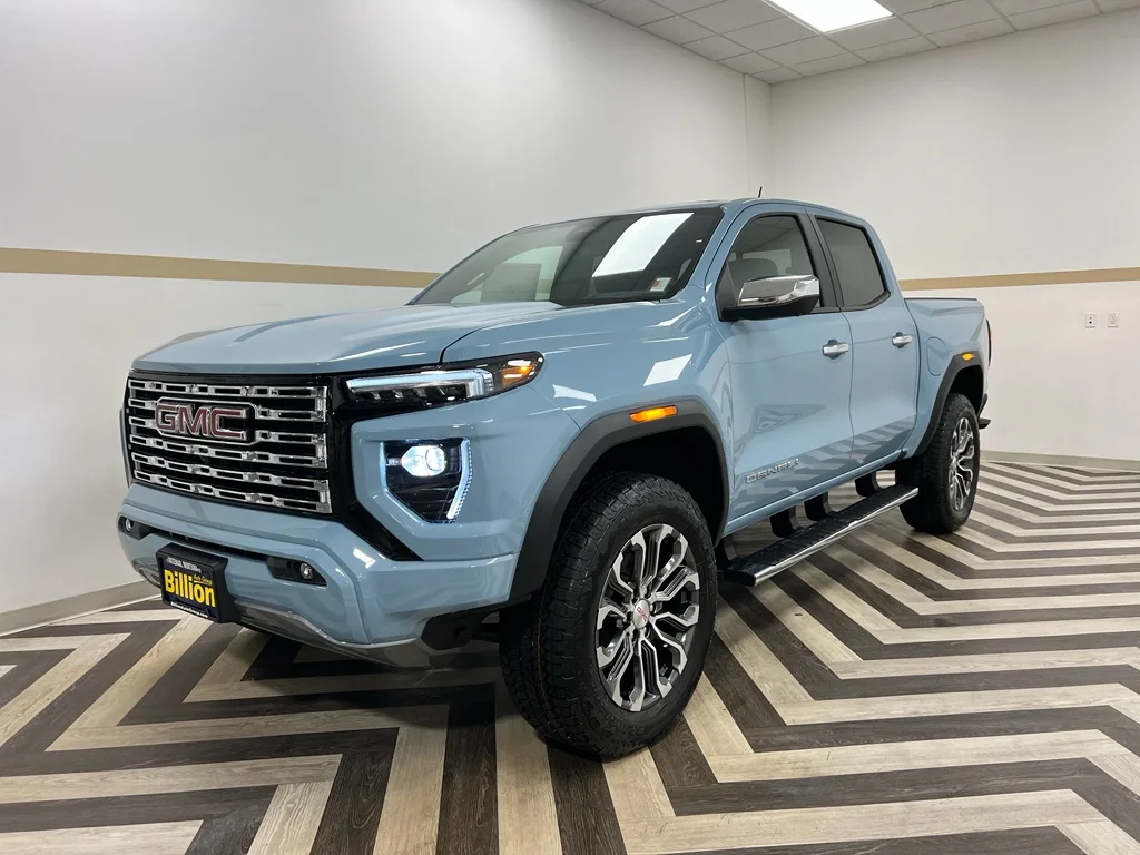 2026 GMC Canyon 4WD Denali Crew Cab Short Box's photo
