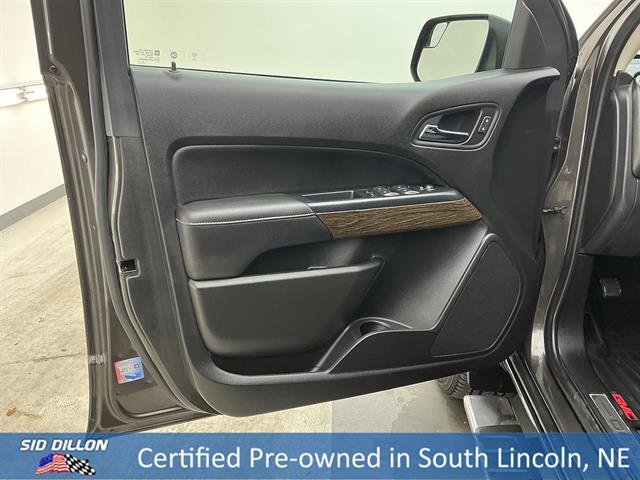 Used 2019 SMOKEY QUARTZ METALLIC GMC 4WD Denali image 16