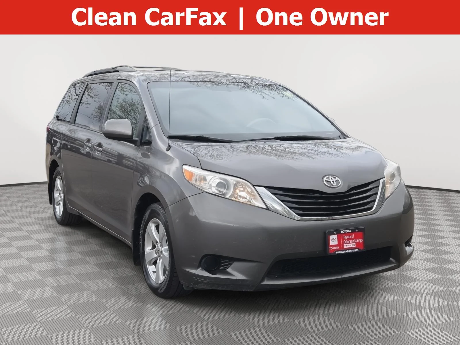 2012 Toyota Sienna LE