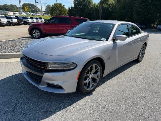 Used 2015 Silver Dodge R/T image 4
