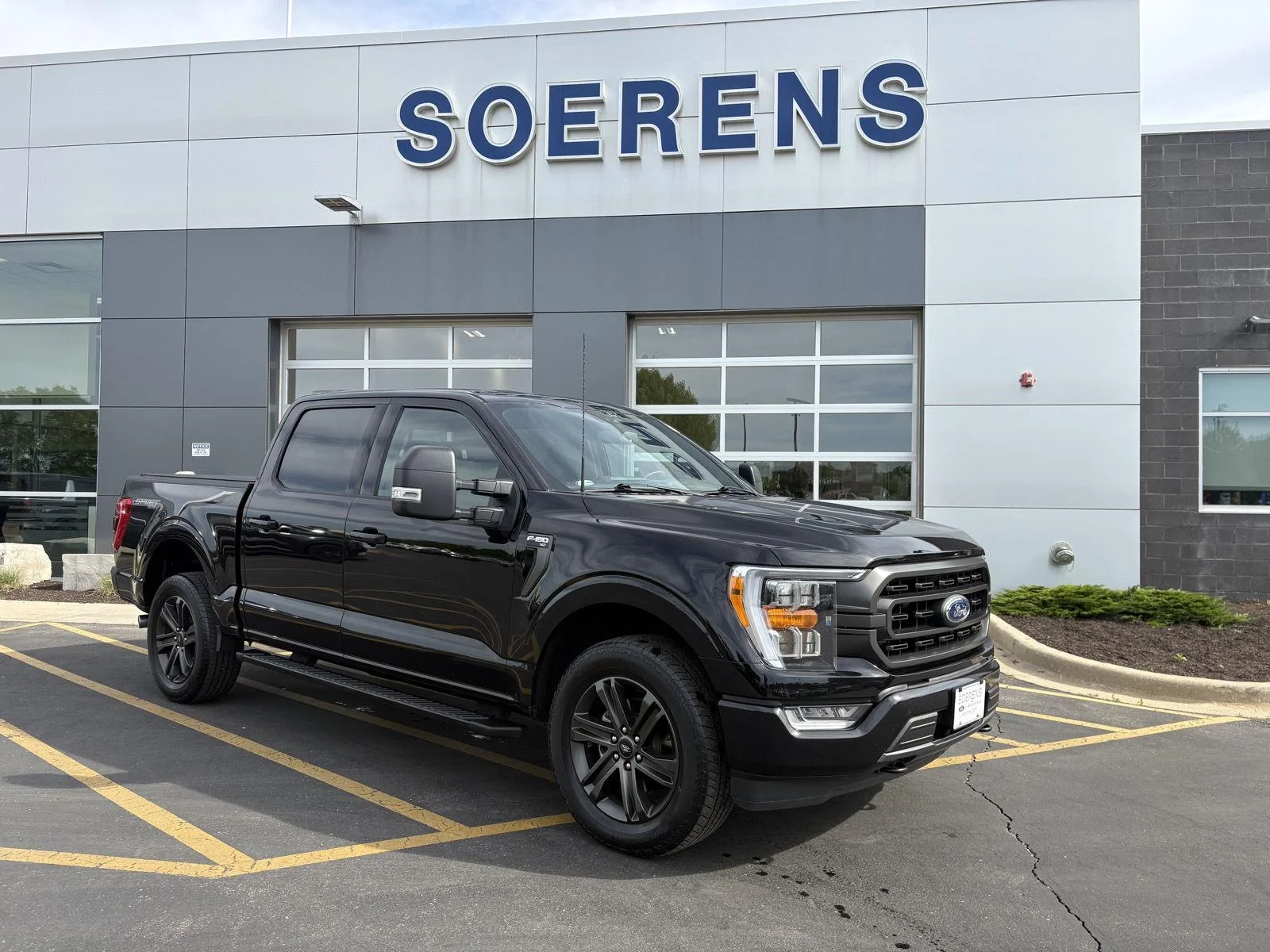 2022 Ford F-150 XLT 4x4 SuperCrew 5-1/2 Box's photo