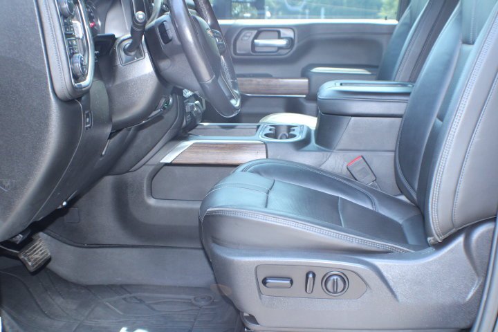 Used 2020 Black Chevrolet High Country image 14