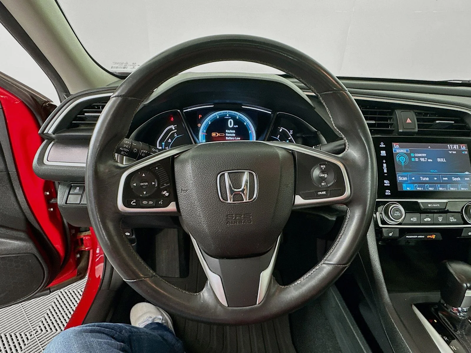 Used 2017 Rallye Red Honda EX-L image 12
