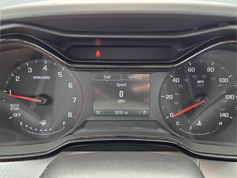 Used 2024 Crimson CHEVROLET FWD 4DR LS image 31