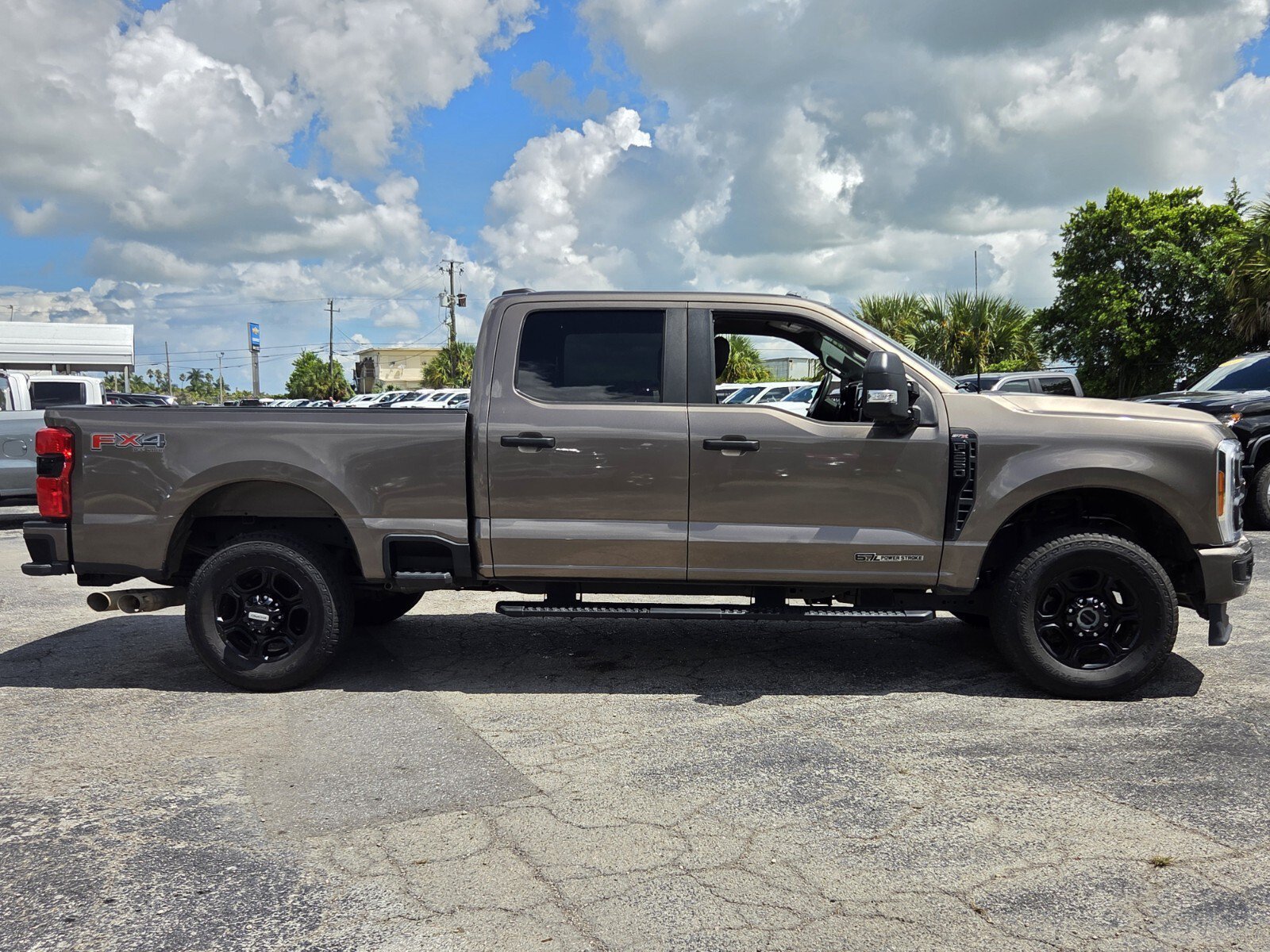 Used 2023 Stone Gray Metallic Ford XL image 6