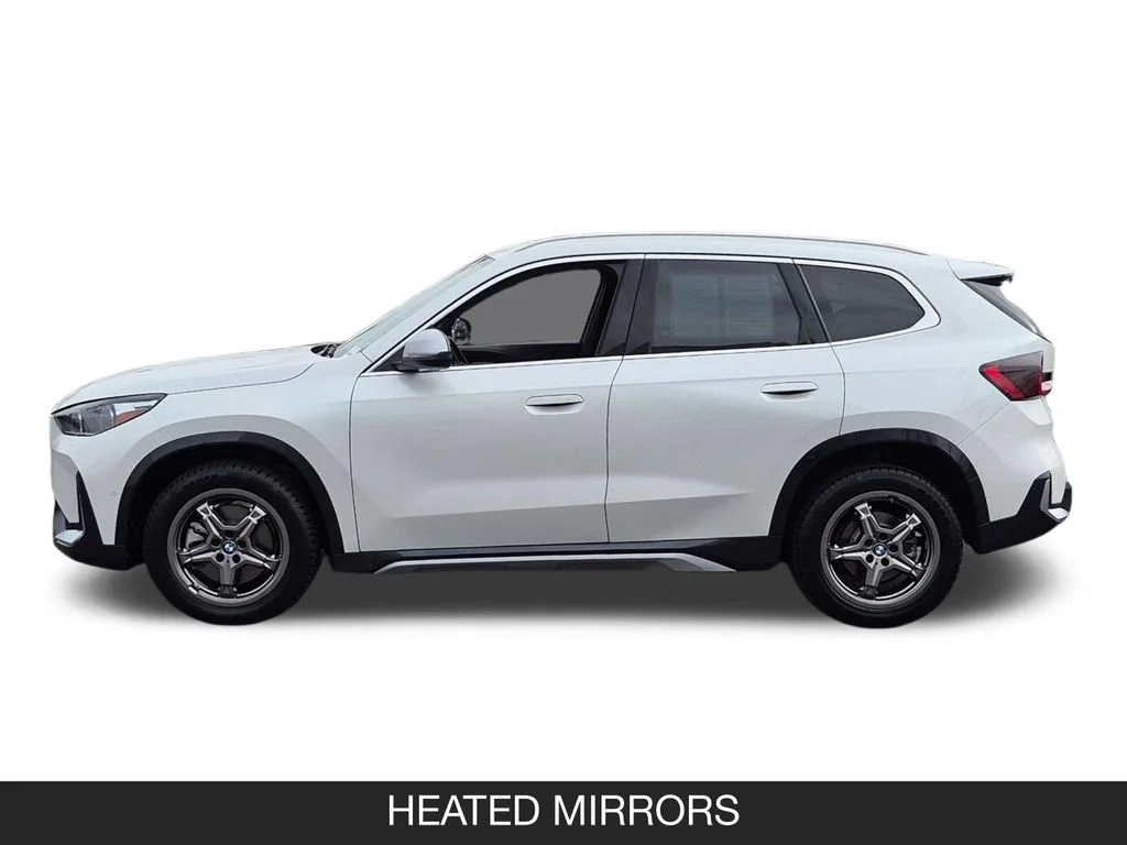 Used 2024 White BMW xDrive28i image 5