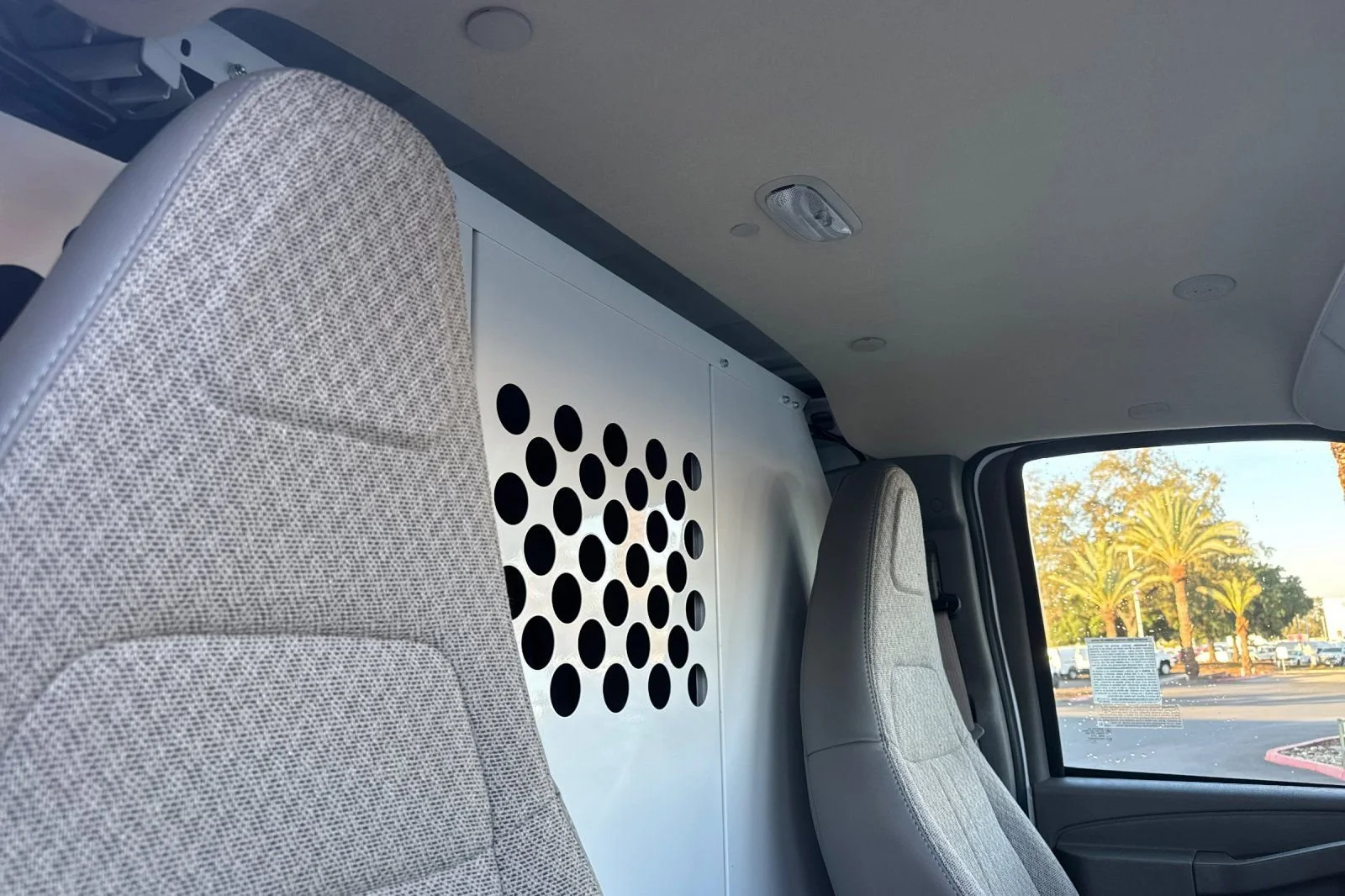 2025 Chevrolet Express Cargo Work Van - Photo 15