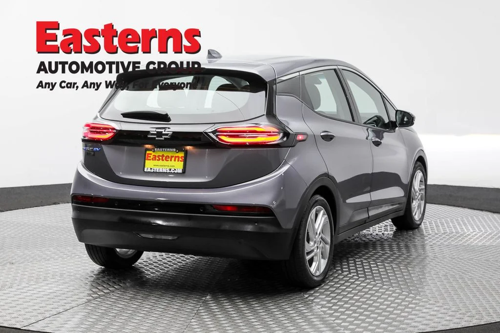 Used 2023 Gray Chevrolet 1LT image 5