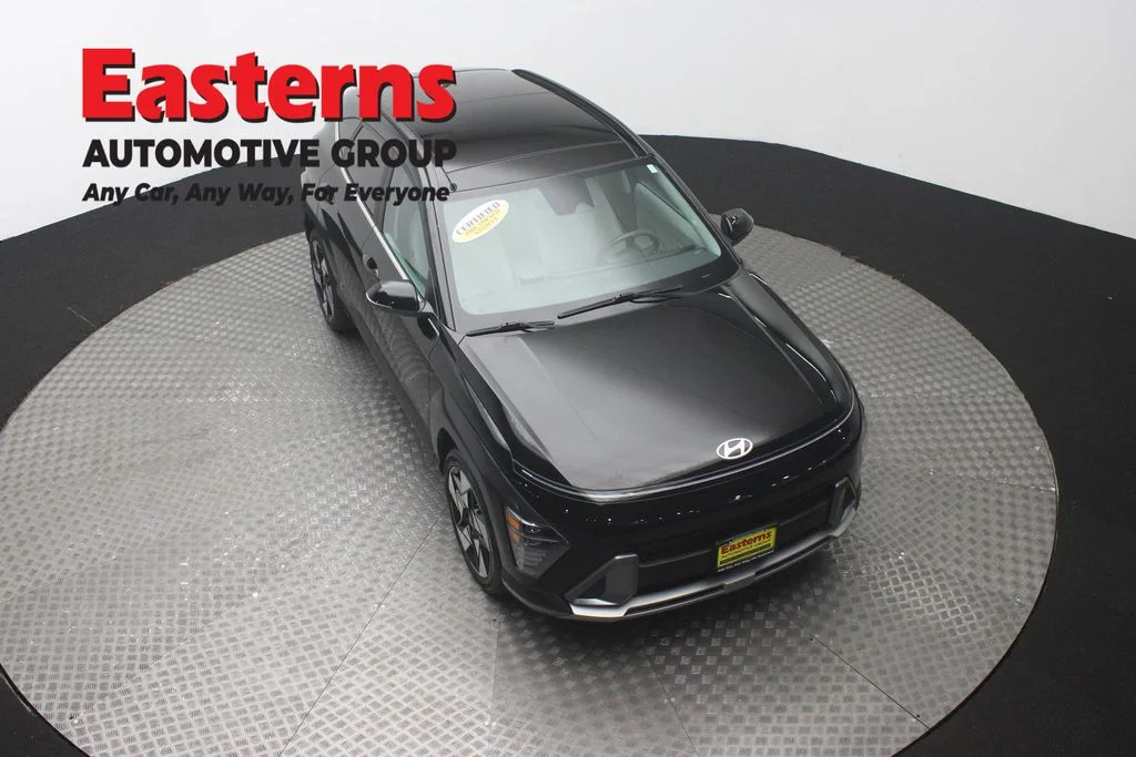 Used 2024 Black Hyundai Limited image 3