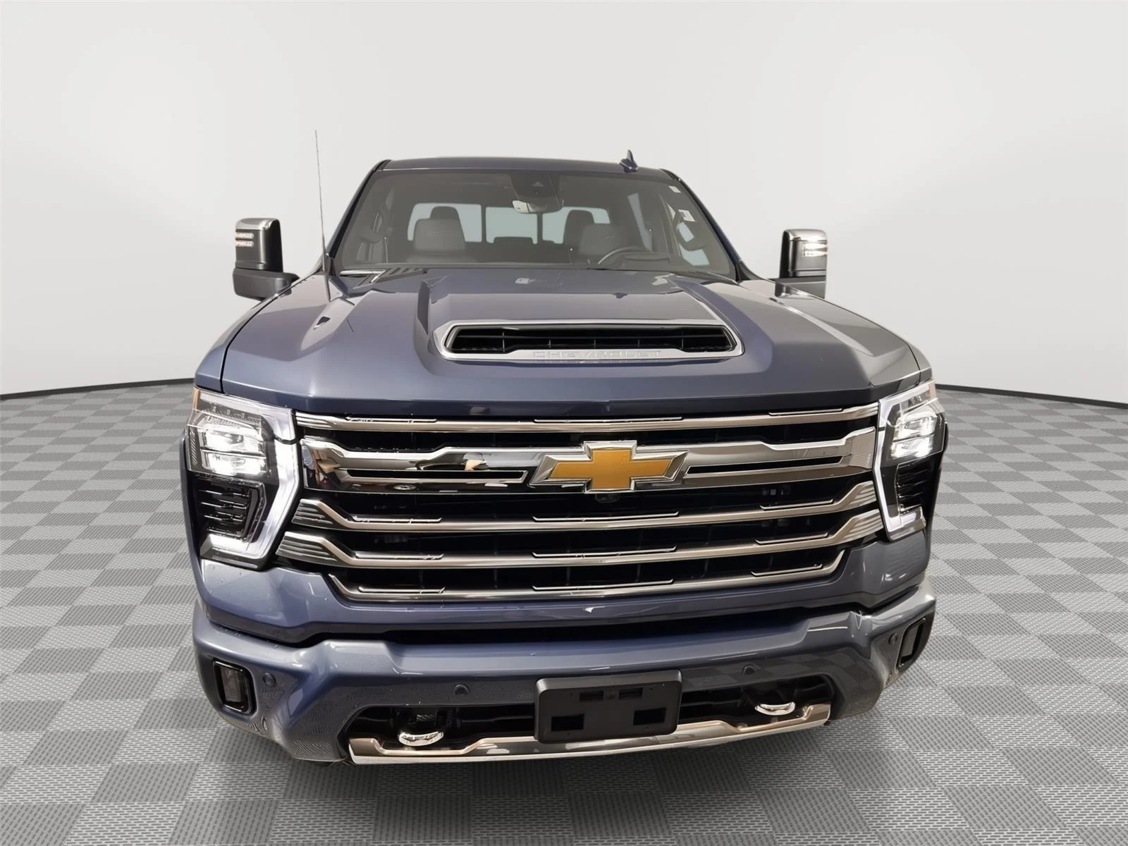 Used 2024 Lakeshore Blue Metallic Chevrolet High Country image 19