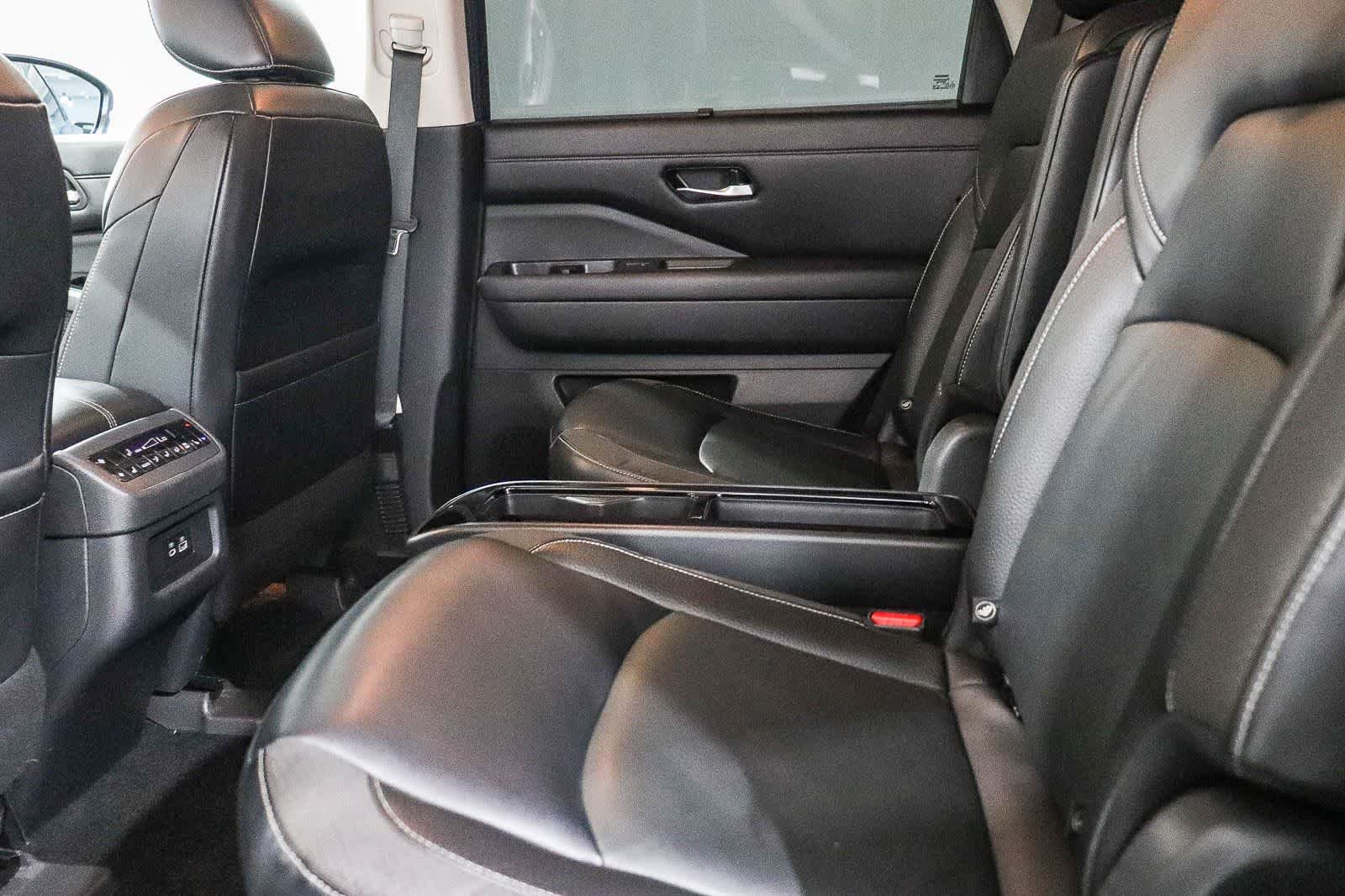 Used 2022 Deep Ocean Blue Pearl Nissan SL image 19
