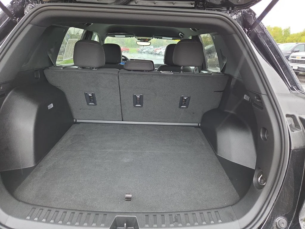 2025 Chevrolet Equinox LT - Photo 30